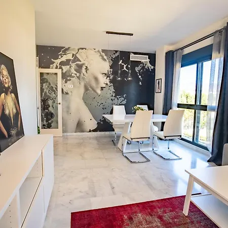 Apartament Hello Cosmo Estepona