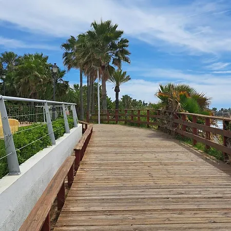 Hello Cosmo Apartament Estepona