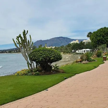 Hello Cosmo Appartement Estepona